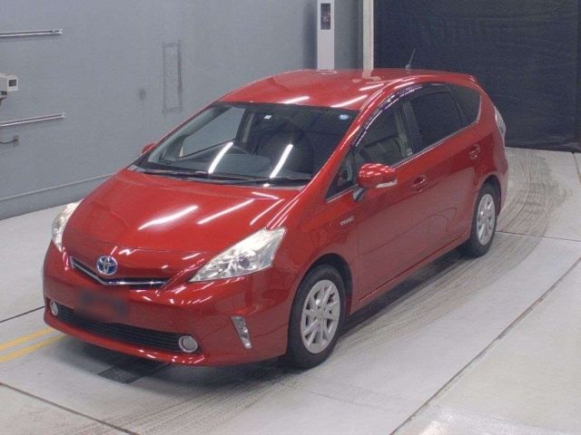 30392 Toyota Prius alpha ZVW41W 2011 г. (CAA Gifu)